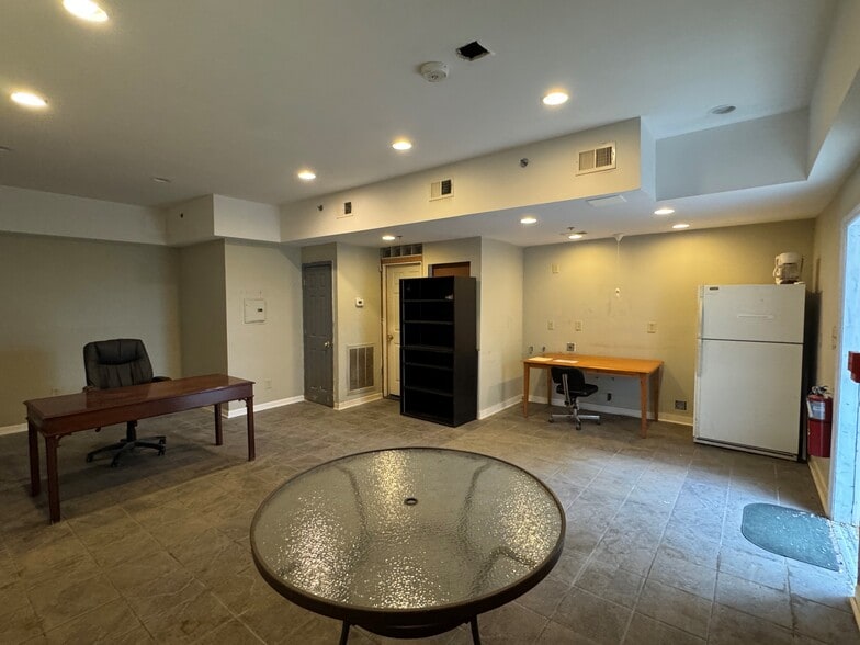 More Photos Of 3415 West End Ave, Nashville Apartments For Sale
