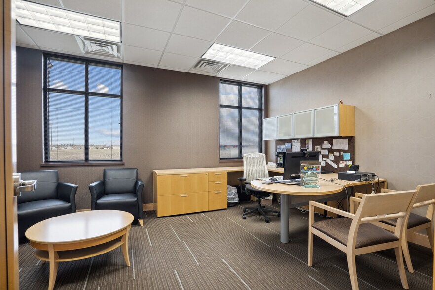 More Photos Of 3015 Greyhound Dr, Waterloo Medical For Lease