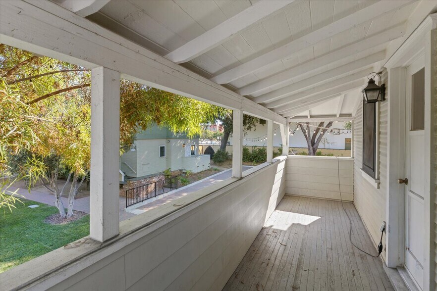 More Photos Of 136-140 W 3rd Ave, Escondido Office For Sale