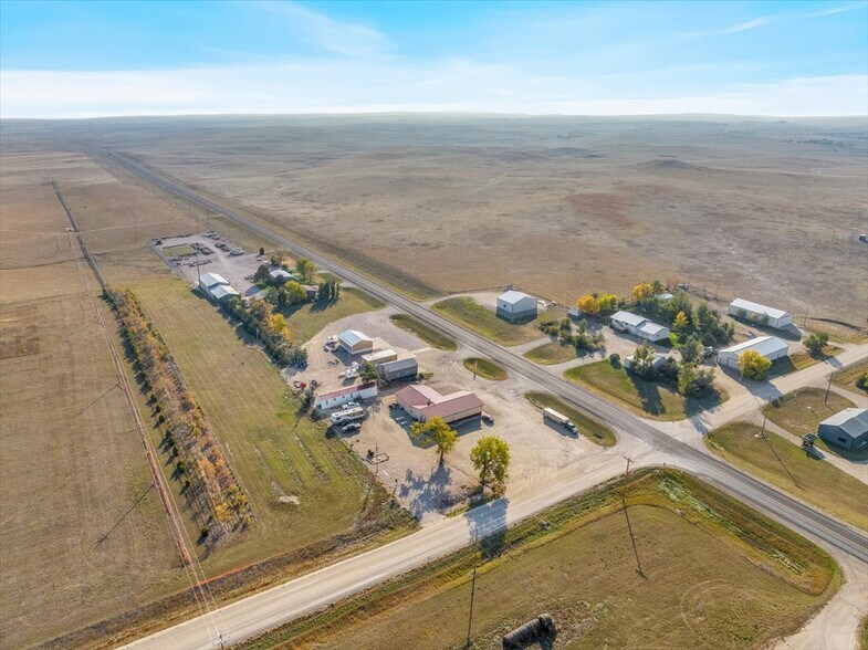 More Photos Of 17500 Hwy 34, Enning Storefront For Sale