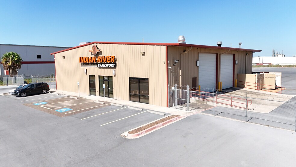 More Photos Of 906 Business Park Dr, Mission Industrial For Sale