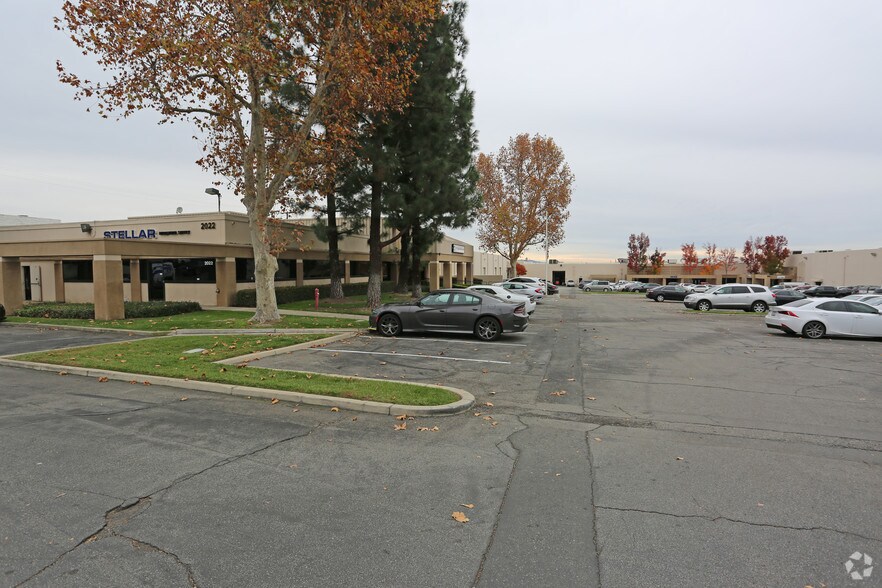 More Photos Of 2022-2066 W 11th St, Upland Warehouse For Lease