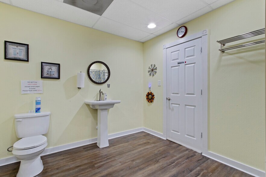 More Photos Of 1420 Ingalls Ave, Pascagoula Freestanding For Lease