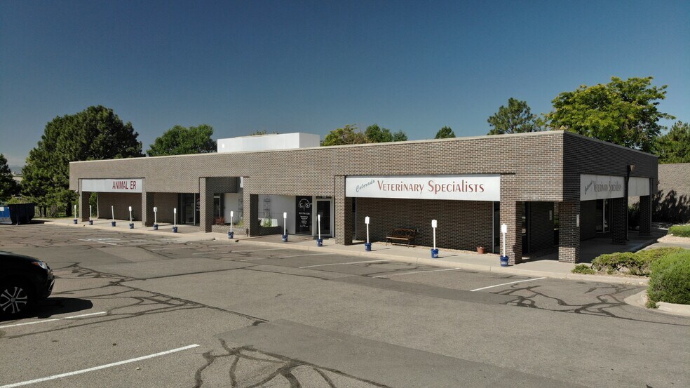 More Photos Of 221 W County Line Rd, Littleton Freestanding For Lease