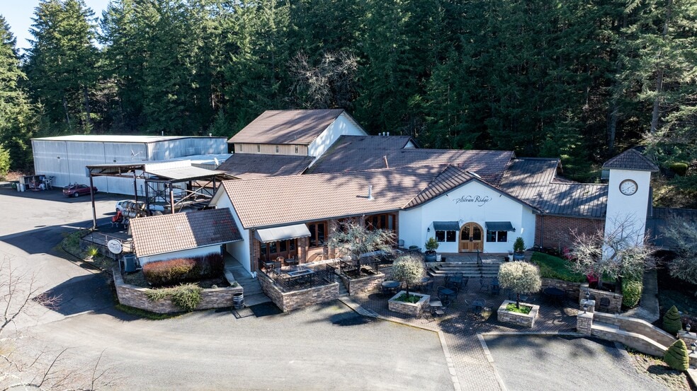 More Photos Of 27012 Briggs Hill Rd, Eugene Winery Vineyard For Sale