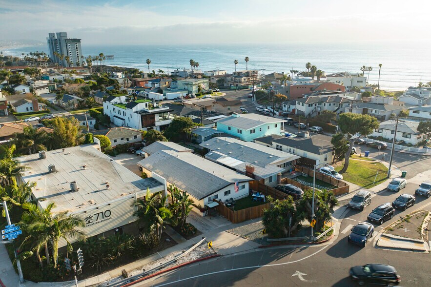 More Photos Of 4980-82 La Jolla Blvd, San Diego Multifamily For Sale