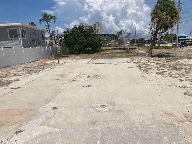 More Photos Of 81 Mango St, Fort Myers Beach Land For Sale