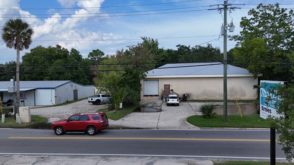 Primary Photo Of 15 Dixie Hwy, Saint Augustine Warehouse For Sale