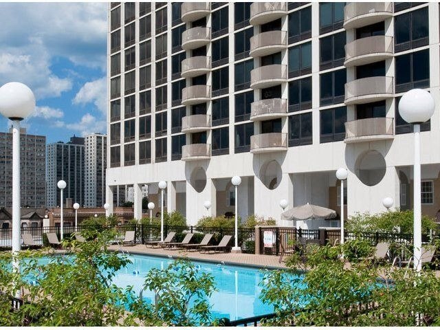 More Photos Of 4334 N Hazel St, Chicago Apartments For Lease