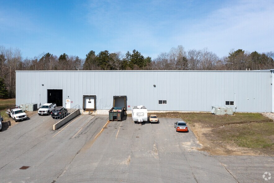 More Photos Of 43 Bibber Pky, Brunswick Manufacturing For Sale