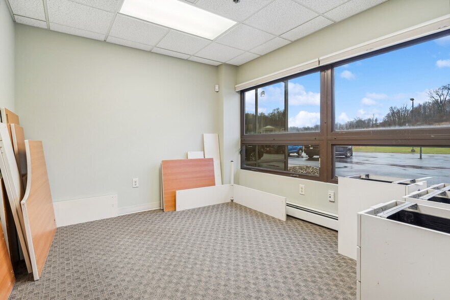 More Photos Of 1751 State Route 17A, Florida Industrial For Lease