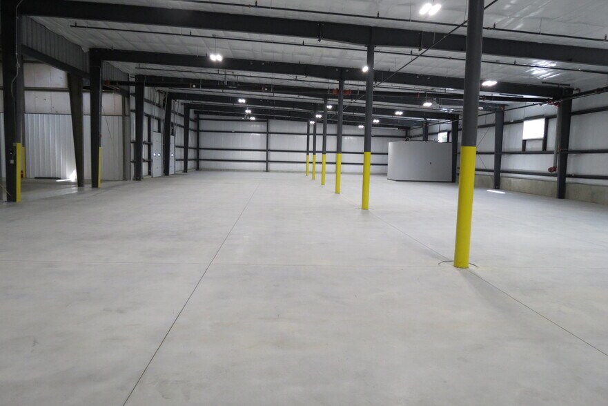 More Photos Of 50 June St, Leominster Industrial For Lease