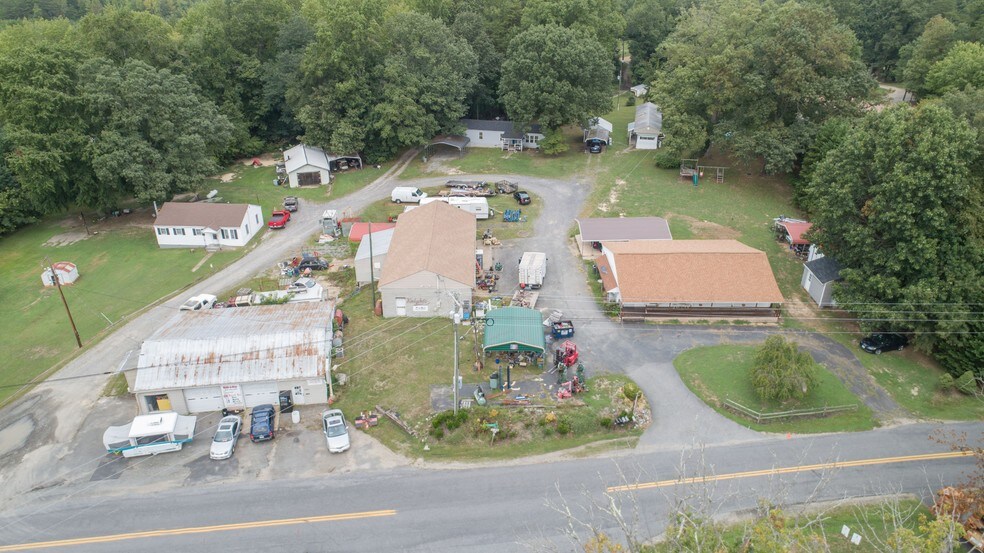 More Photos Of 11200 Catharpin Rd, Spotsylvania Auto Repair For Sale