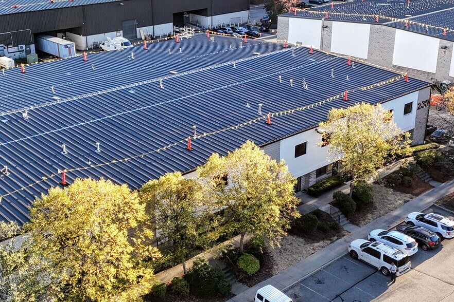 More Photos Of 230 West Parkway, Pompton Plains Flex For Sale