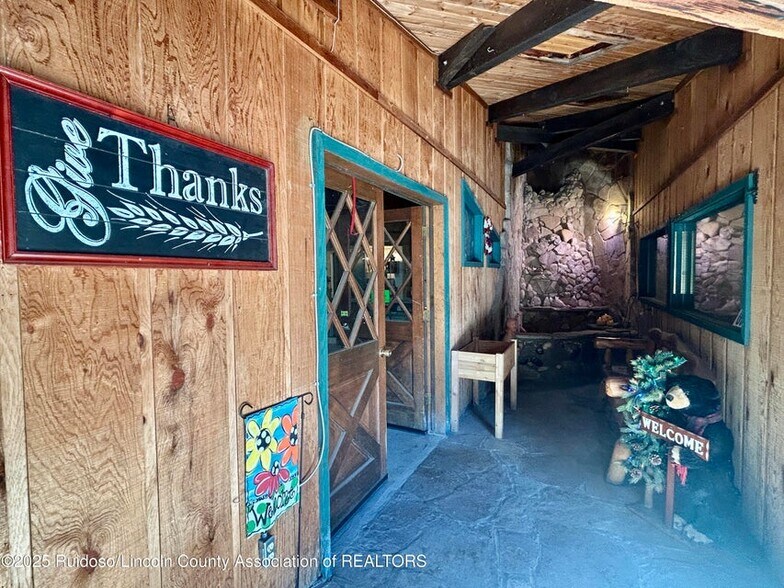 More Photos Of 616 Sudderth Dr, Ruidoso General Retail For Sale