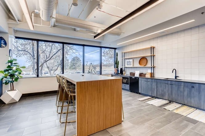 More Photos Of 3131 S vaughn Way, Aurora Unknown For Lease