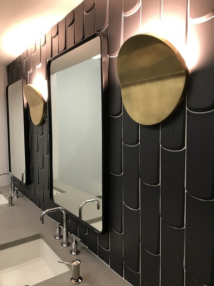 More Photos Of 5550 77 Center Dr, Charlotte Office For Lease