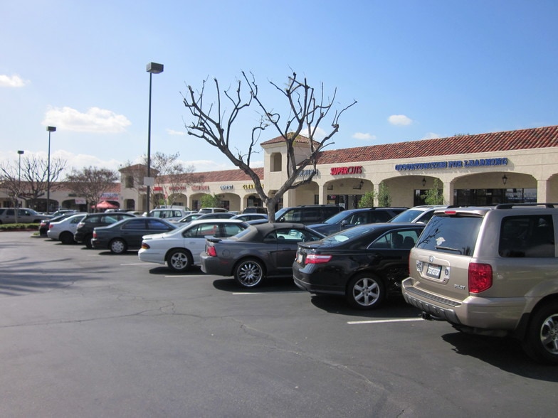 More Photos Of 1000-1096 Huntington Dr, Duarte Unknown For Lease