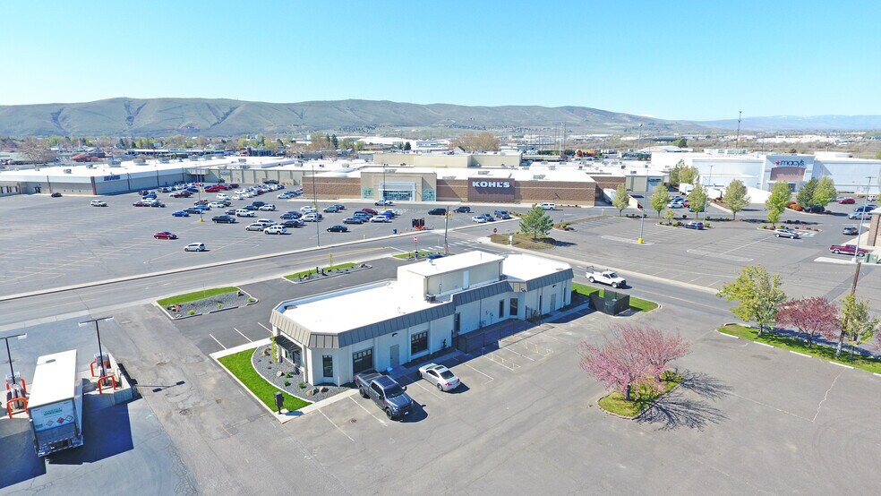 More Photos Of 1800 Rainier Pl, Union Gap Office For Lease