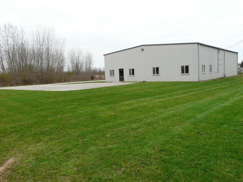More Photos Of 1200 NW N St, Richmond Warehouse For Lease