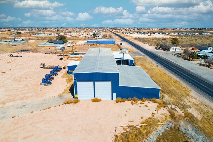 More Photos Of 14625 N Hollyhock Ave, Gardendale Warehouse For Sale