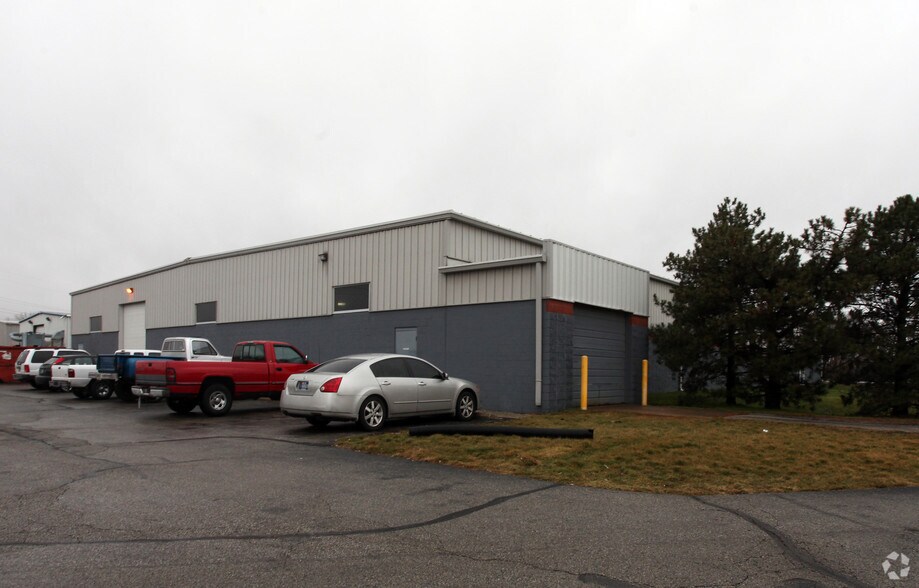 More Photos Of 3619 S Arlington Ave, Indianapolis Manufacturing For Lease
