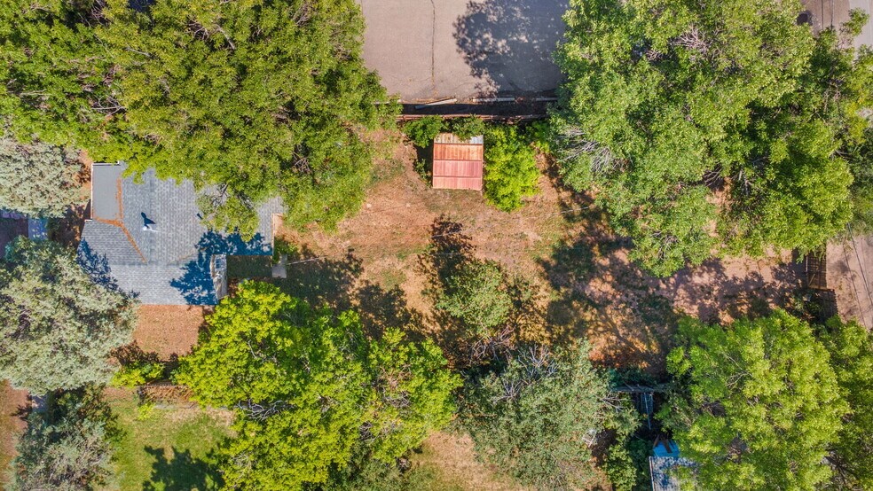 More Photos Of , Louisville General Retail For Sale