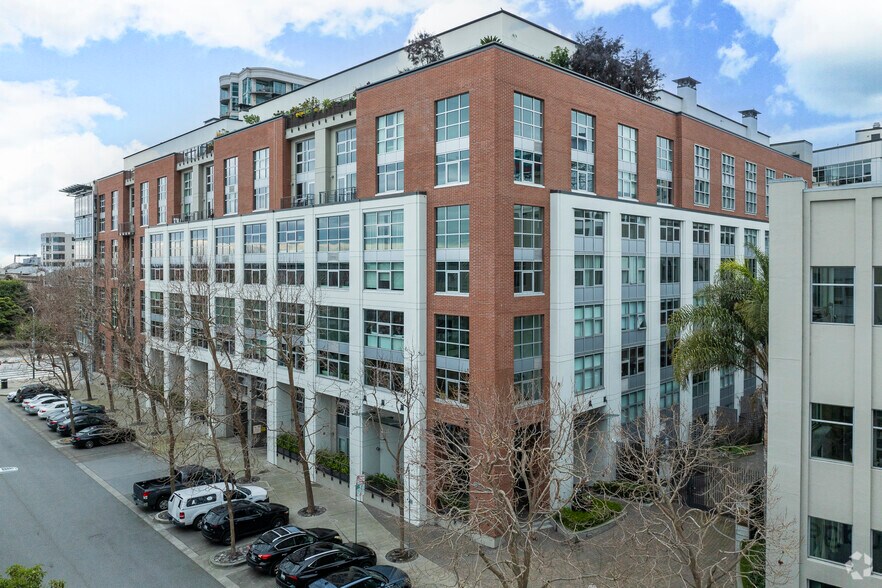 More Photos Of 200 Brannan St, San Francisco Apartments For Sale