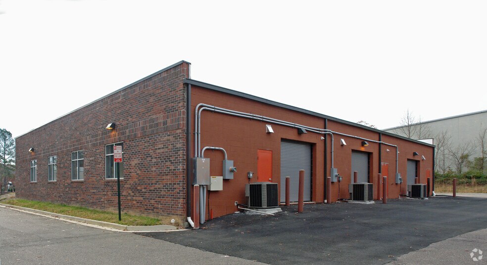 More Photos Of 2600 E Parham Rd, Richmond Medical For Sale