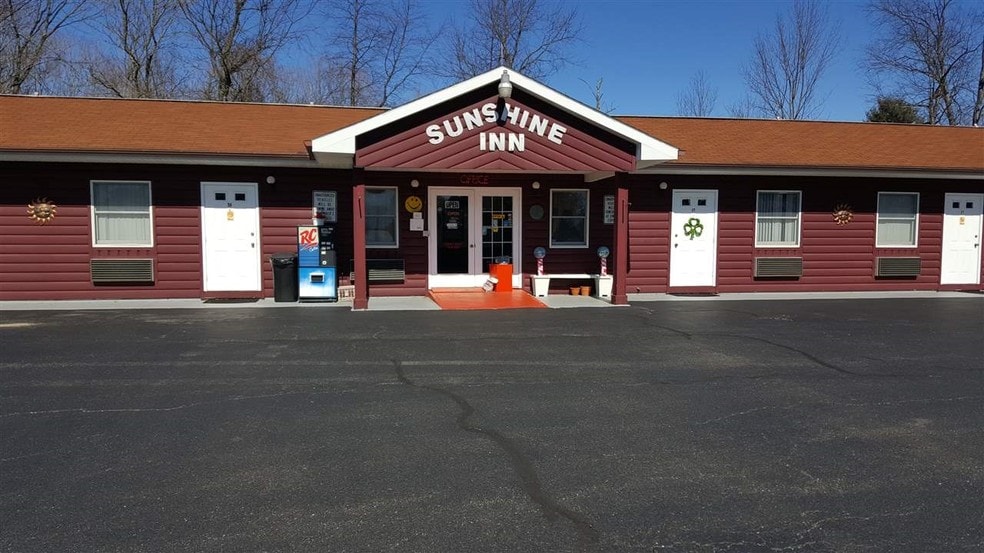 More Photos Of 2624 Rt-40, Greenwich Hotel For Sale