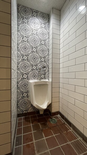 More Photos Of 5101 Thimsen Ave, Minnetonka Medical For Lease