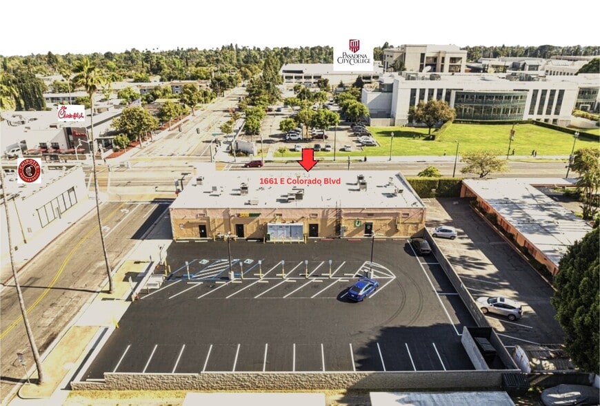 More Photos Of 1661 E Colorado Blvd, Pasadena Fast Food For Lease