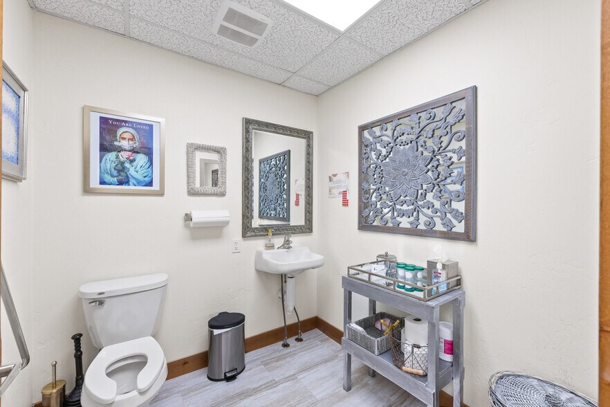 More Photos Of 1297 Burns Way, Kalispell Medical For Sale