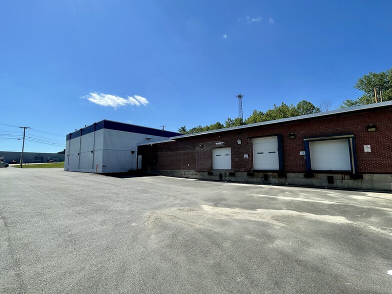 More Photos Of 48 Commercial St, Lewiston Light Manufacturing For Lease
