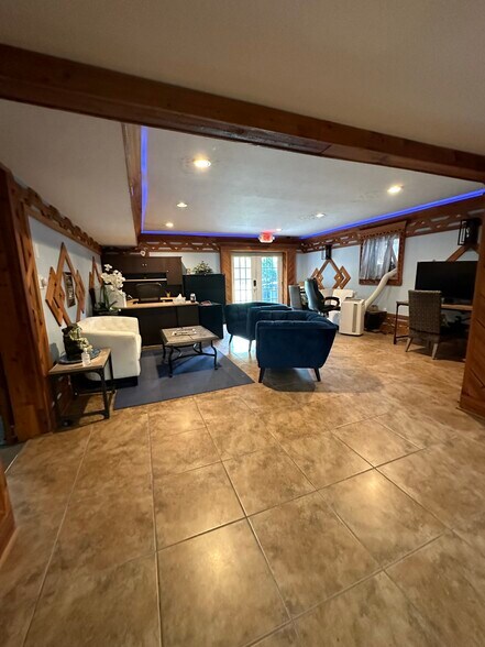 More Photos Of 776 Reynoldsburg-new Albany Rd, Blacklick Light Distribution For Lease