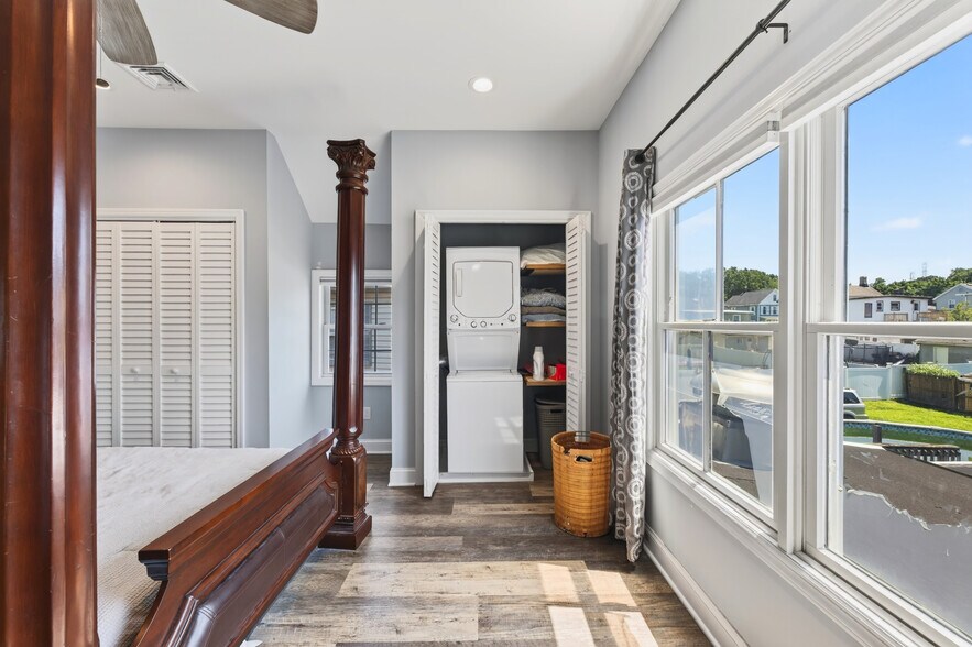 More Photos Of 528 Ridgeway Ave, South Amboy General Retail For Sale