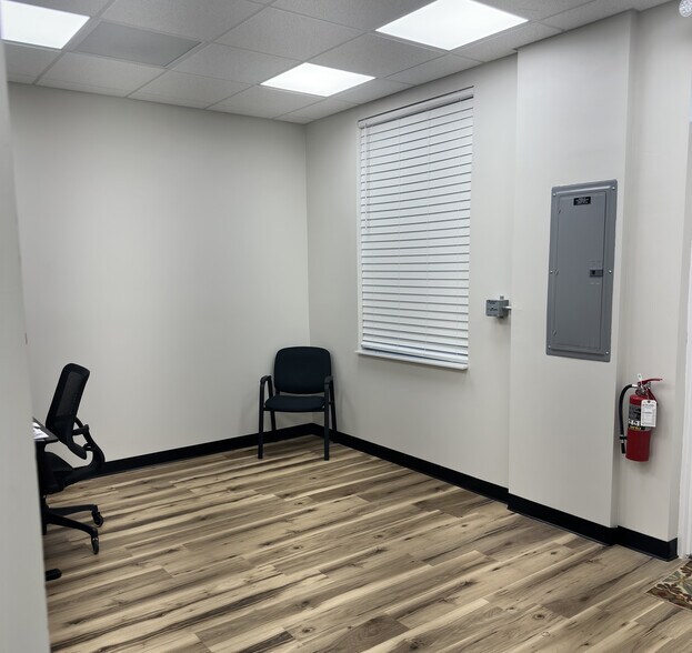 More Photos Of 3821 Woodbriar Trl, Port Orange Medical For Lease
