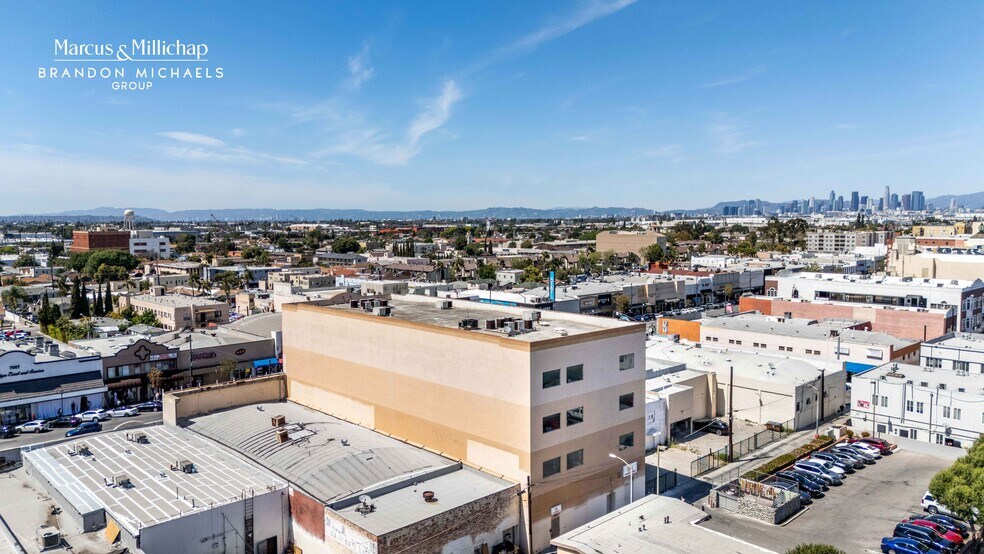 More Photos Of 7000 Pacific Blvd, Huntington Park Office For Sale