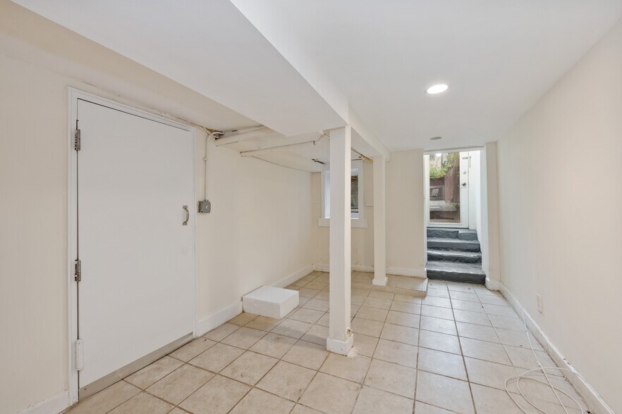 More Photos Of 155 W 9th St, Brooklyn Multifamily For Sale