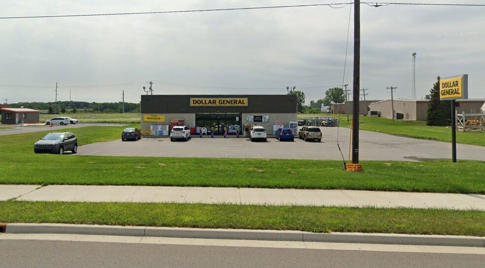 Primary Photo Of 704 E Albion St, Avilla Freestanding For Sale