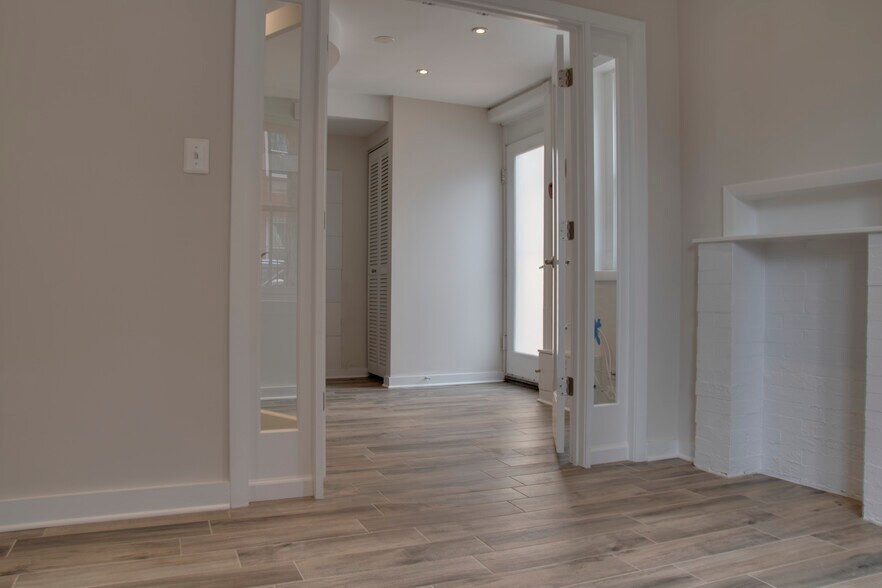 More Photos Of 1821 18th St NW, Washington Storefront Retail Office For Lease