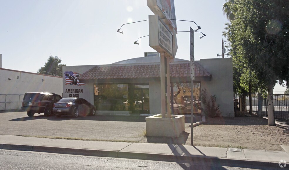 More Photos Of 3419 W Bethany Home Rd, Phoenix Freestanding For Sale