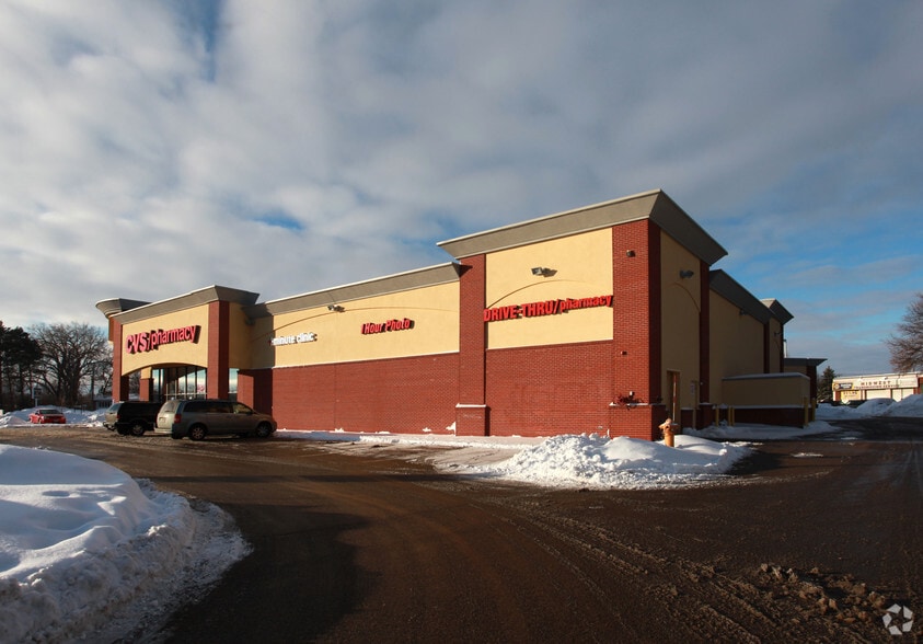 More Photos Of 2017 Coon Rapids Blvd NW, Coon Rapids Drugstore For Lease