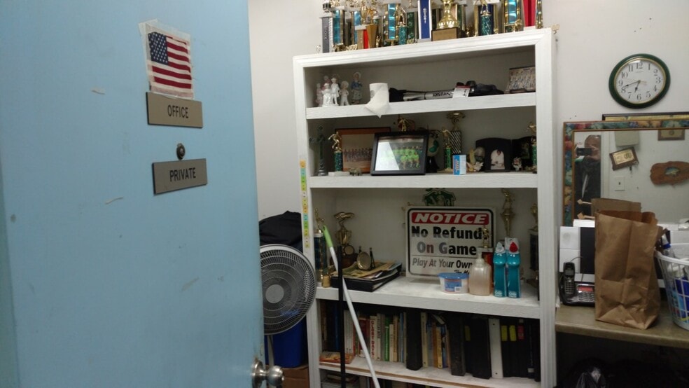 More Photos Of 424 Nash Rd, New Bedford Warehouse For Sale