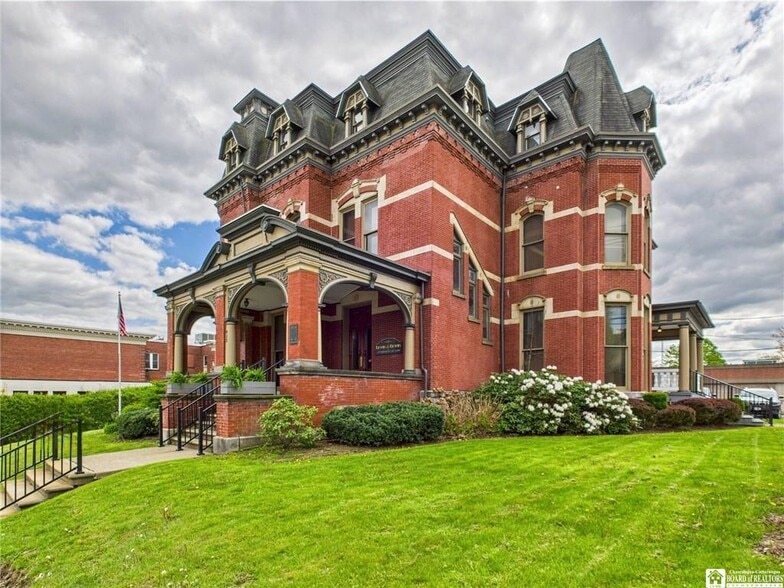 Primary Photo Of 413 N Main St, Jamestown Office Residential For Sale