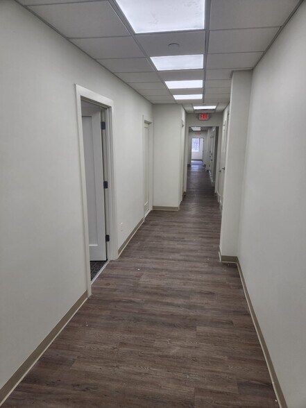 More Photos Of 1885 Swarthmore Ave, Lakewood Manufacturing For Sale