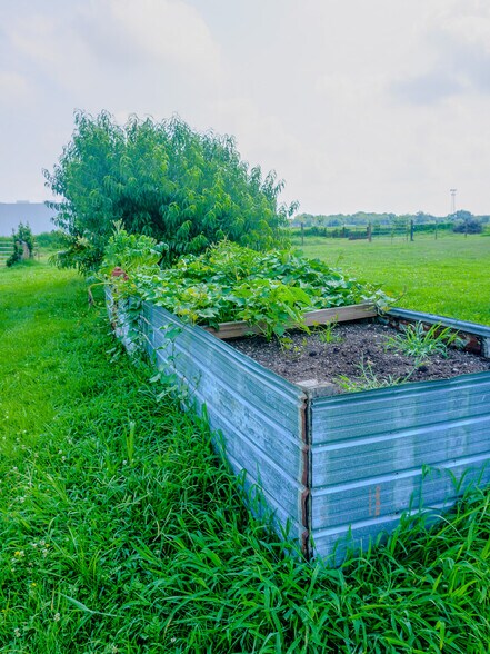 More Photos Of 110 Pennsgrove Pedricktown Rd, Pedricktown Service For Sale