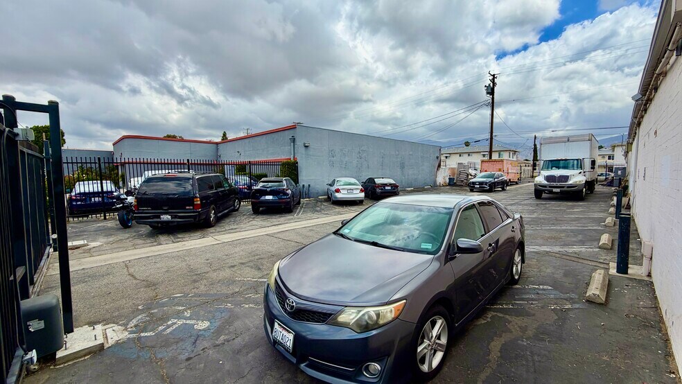 More Photos Of 1901 1st St, San Fernando Manufacturing For Sale