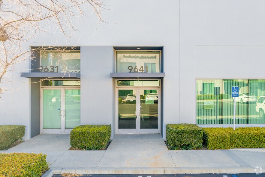 More Photos Of 9641 Irvine Center Dr, Irvine Flex For Sale