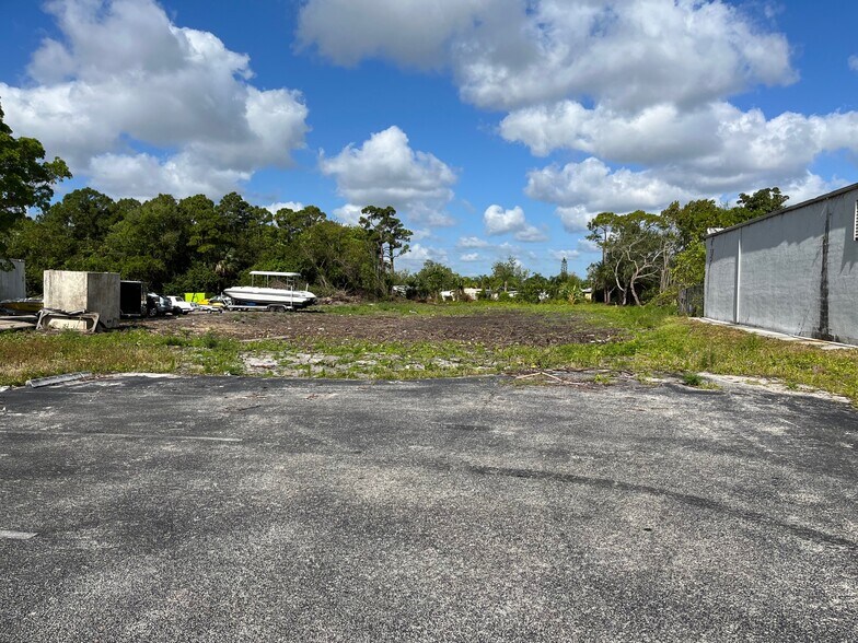 More Photos Of 8267 S Us-1 Hwy, Port Saint Lucie Freestanding For Sale